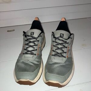 Solomon Outpulse GTX trail runners